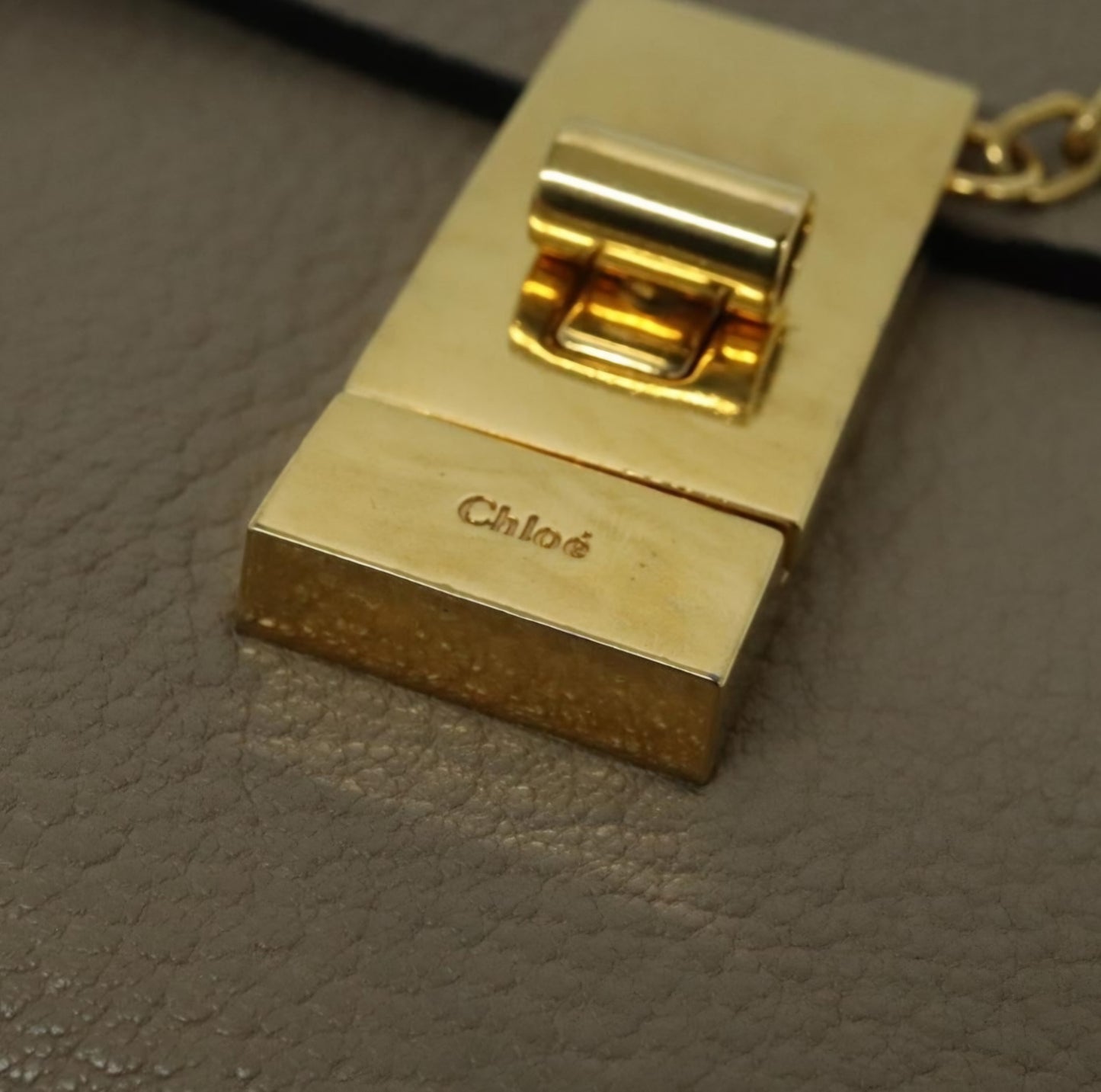 Chloe
